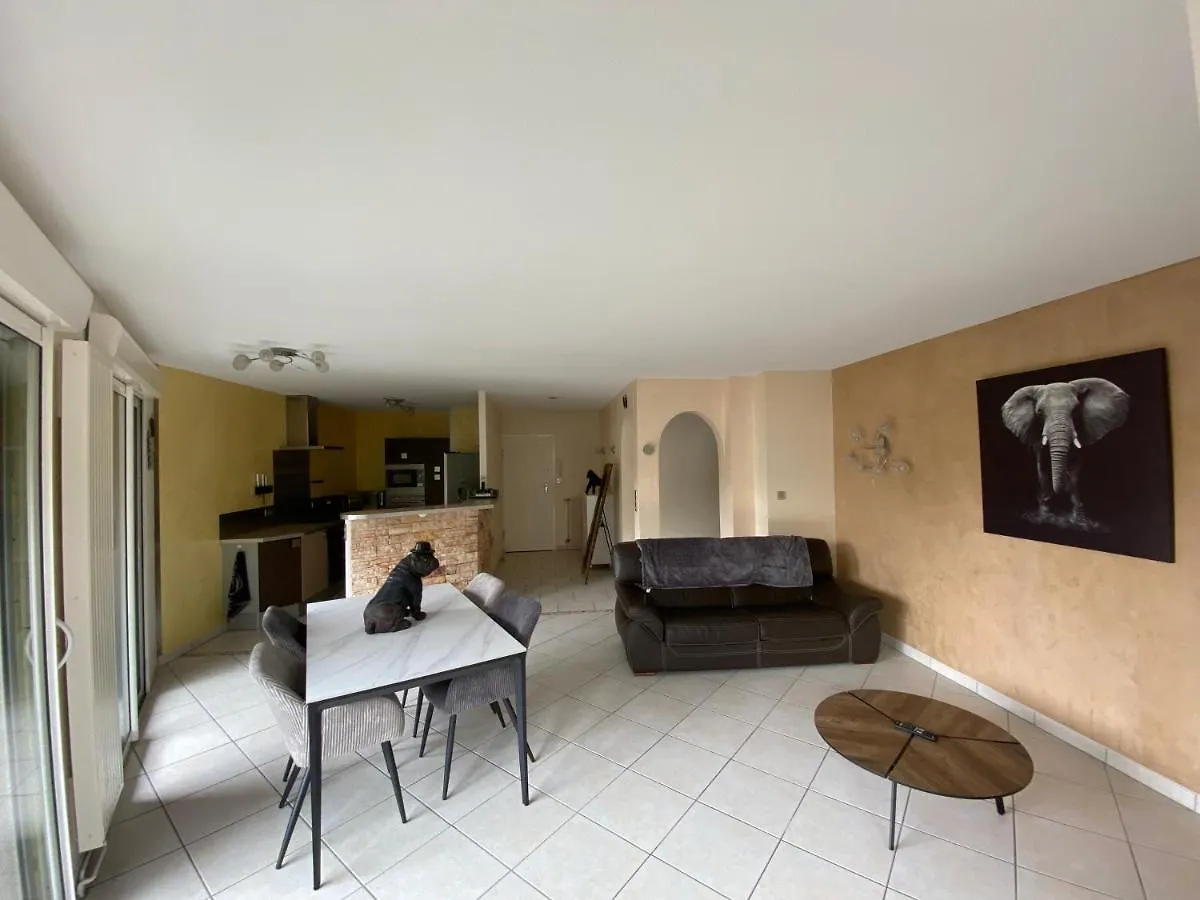 Appartement Decouvrez Le Charme Au Coeur De Gap 0*,
